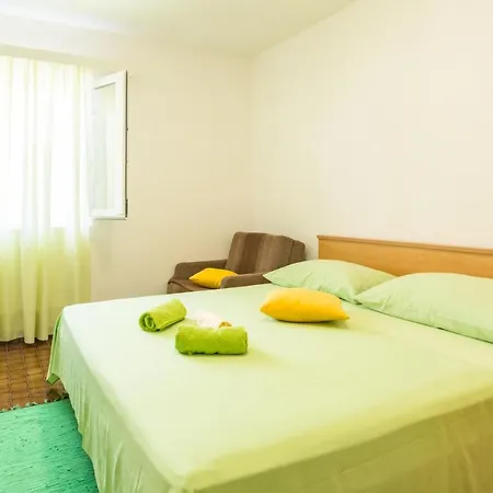 Seaside Holiday House Cove Zarace - Gdinj, Hvar - 4603