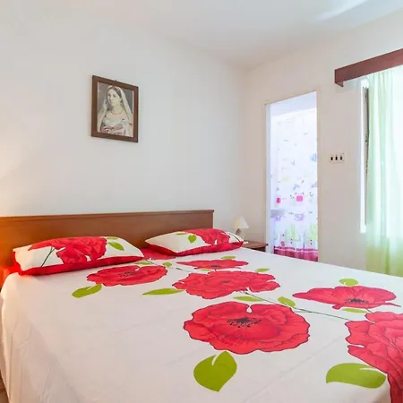 Seaside Holiday House Cove Zarace - Gdinj, Hvar - 4603 Holiday home